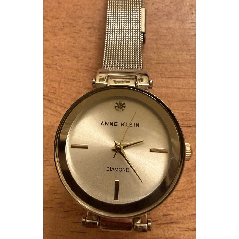 Anne Klein Diamond Women's Genuine Diamond‎ Silver Tone Analog Wrist Watch READ